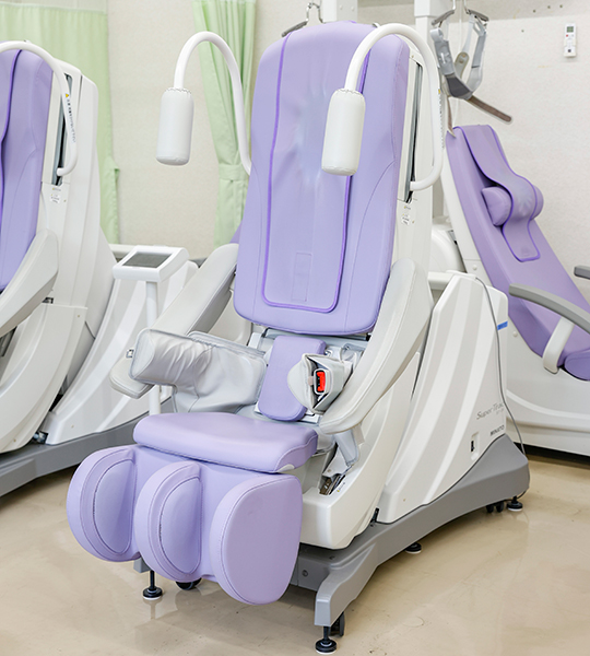 能動型自動間欠牽引装置（スーパートラック）